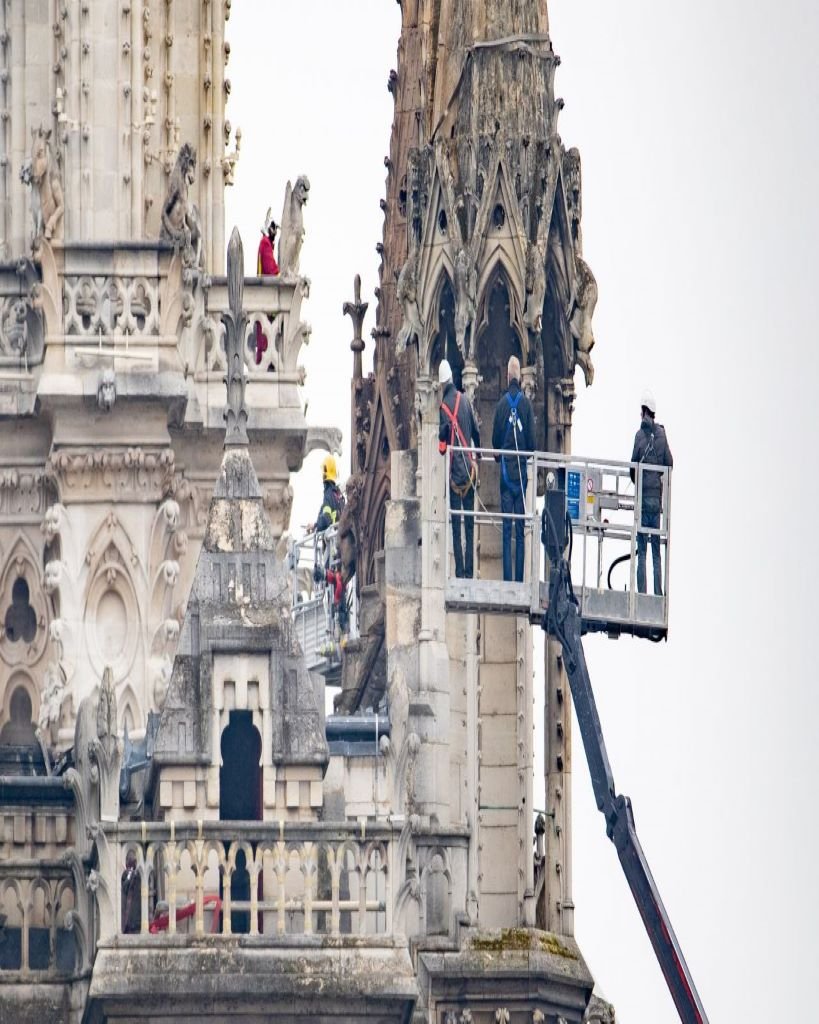 Lee más sobre el artículo Reconstrucción de Notre Dame se realiza con PEMPS